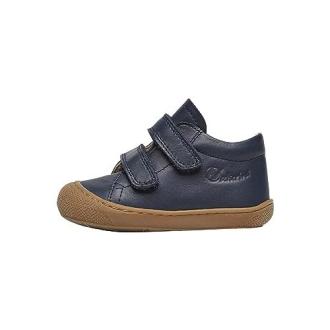 Chaussures premiers pas Naturino en cuir avec cheville rembourrée, talon renforcé et fermeture velcro pour enfants.