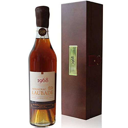 Bouteille d'Armagnac Laubade 1968, millésime exceptionnel, cadeau rare et prestigieux pour amateurs de spiritueux raffinés et collectionneurs exigeants.