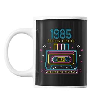 Mug vintage 1985 en céramique avec design de cassette audio, fabriqué en France, durable et micro-ondable