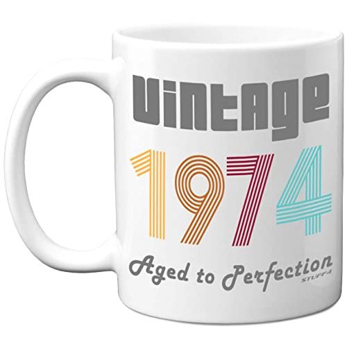 Mug vintage Made In 1974 pour anniversaire de 50 ans élégant et nostalgique.